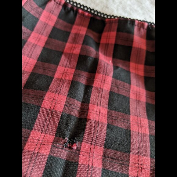 Red Plaid Flare Skirt - Picture 5 of 8